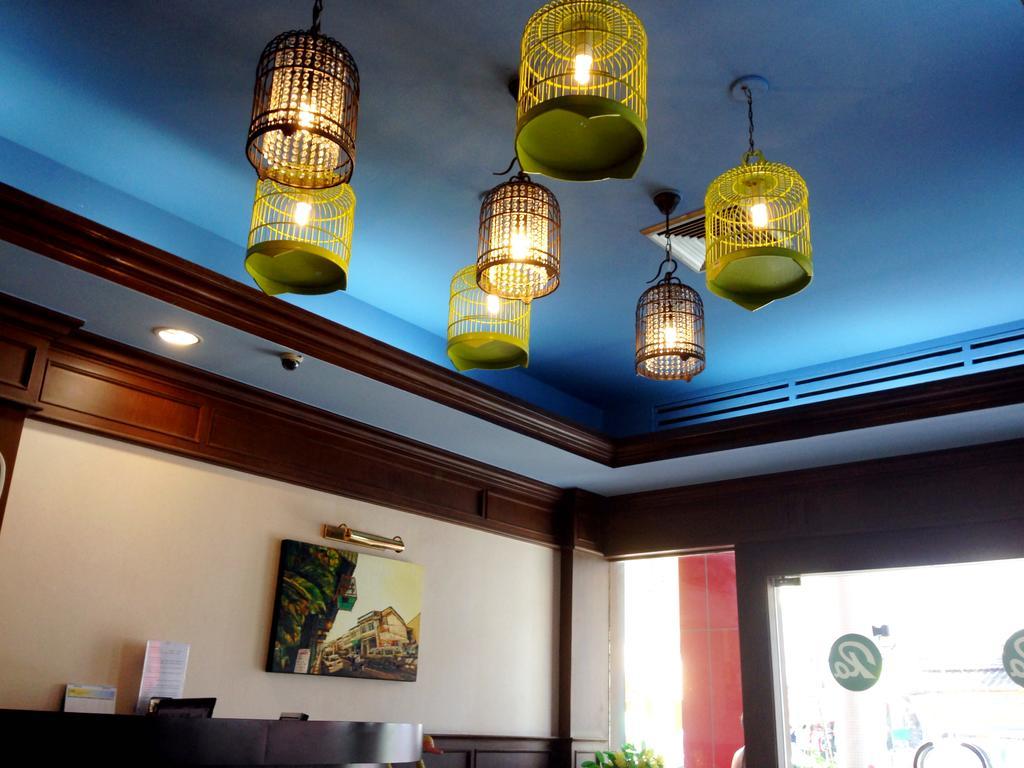 Rattana Mansion Hotell Phuket Exteriör bild